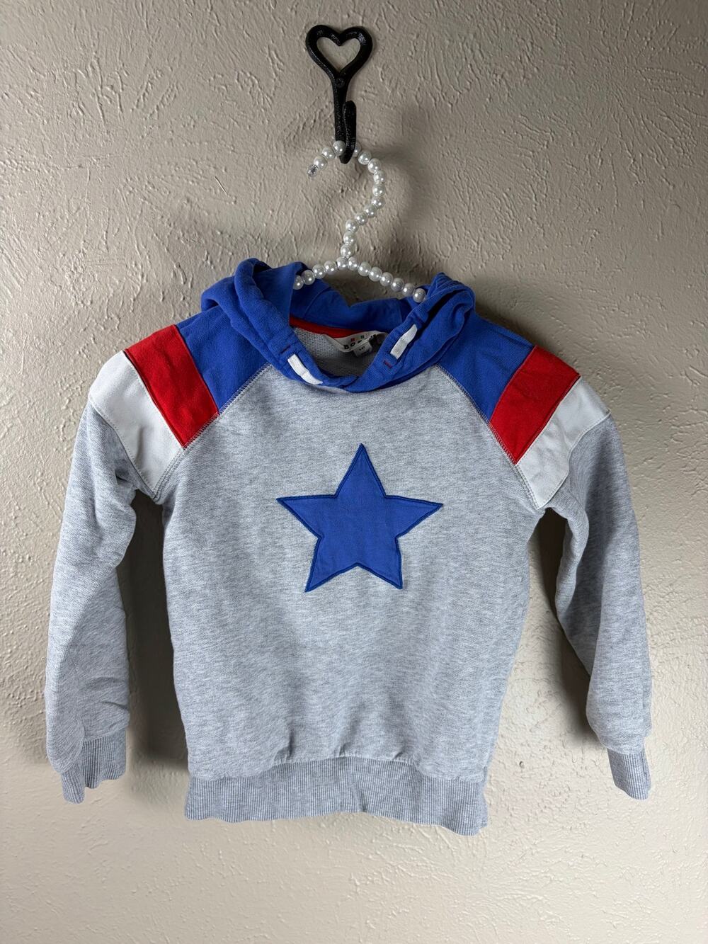 Mini Boden Sweatshirt Boys Size 5-6 Hoodie Casual Preppy Marvel Captain America